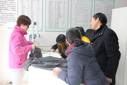 开干洗店生意好做么？