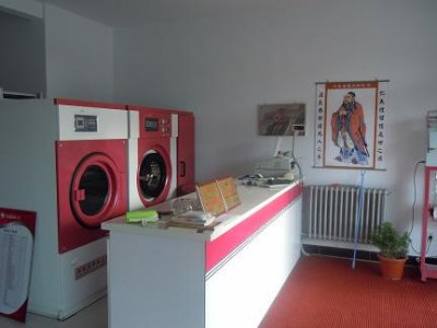 在市场门口开干洗店可以吗？