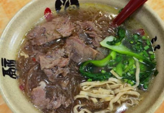 长沙开家牛肉汤店投资一般需要多少钱？50㎡店铺投资11.3万