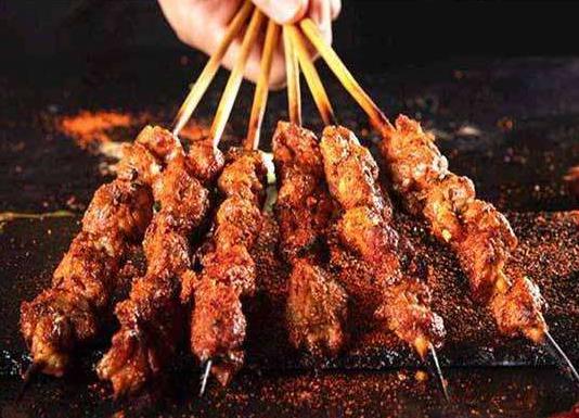 河南开家烧烤店投资一般需要多少钱？20㎡店铺投资10万