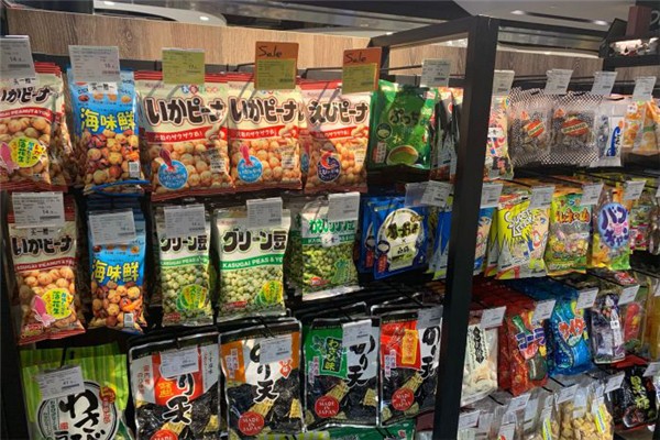 天津开家零食店投资一般需要多少钱？80㎡店面投资15万