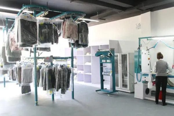 干洗加盟店加盟费多少钱?10万元即可开店!