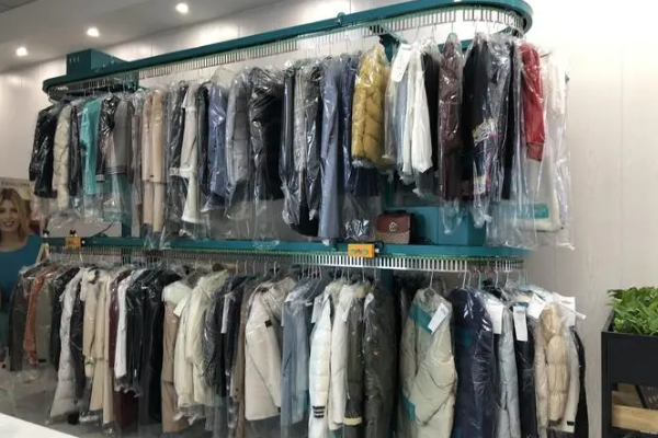 福奈特干洗店加盟费每年都交吗?多少钱?