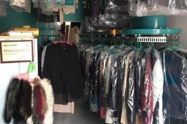 靓靓洗衣加盟费多少钱?选择明智，费用分析分享!