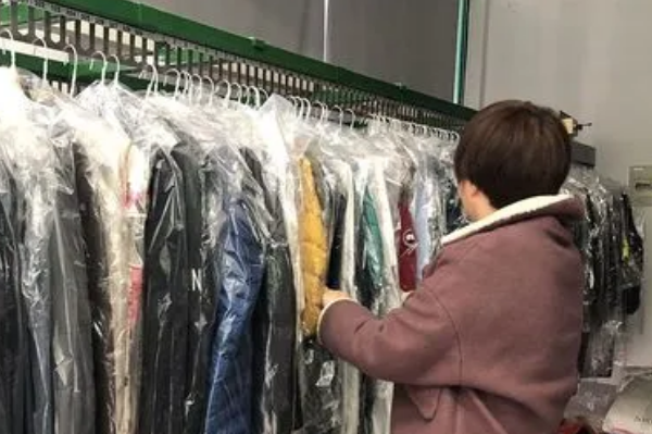 郑洁丽洗衣