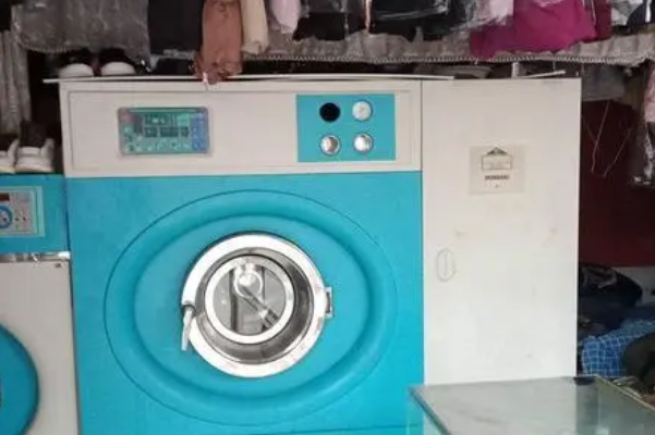 咪咪干洗店