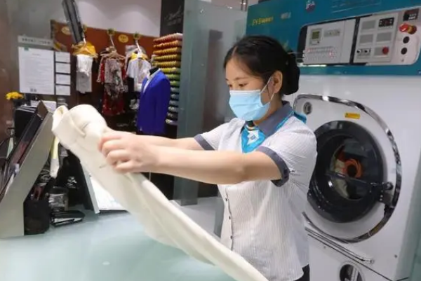 铭皇干洗店