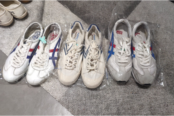 金碧洗鞋