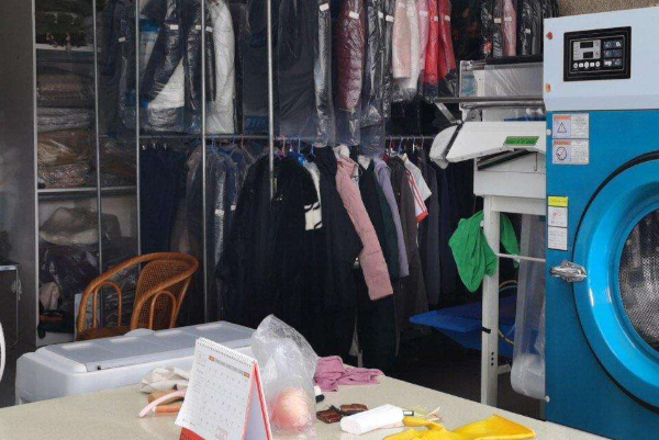 水晶干洗店