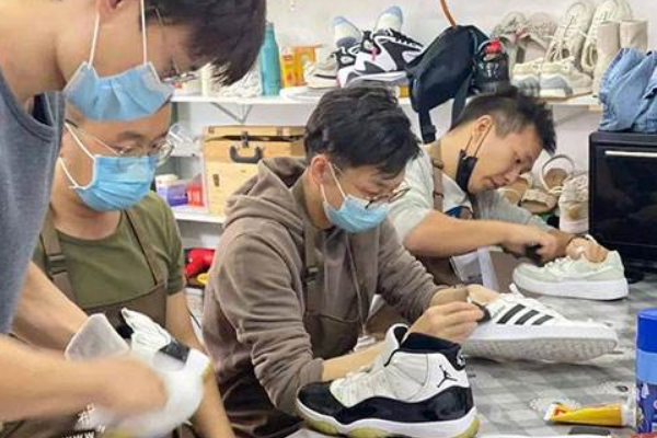 布莱特洗鞋大师