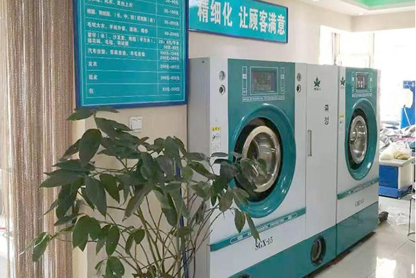 洁美莱洗衣加盟设备选购指南，品质与性价比并重，助您成功起航