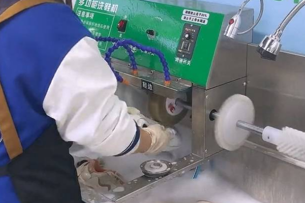 洗莱乐洗鞋