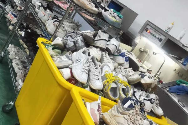 鞋先森SNEAKER洗护馆
