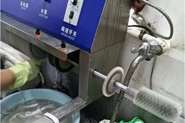 班小兔洗鞋