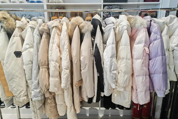 依尔萨洗衣加盟案例解读，怎样实现洗衣店持续盈利发展？