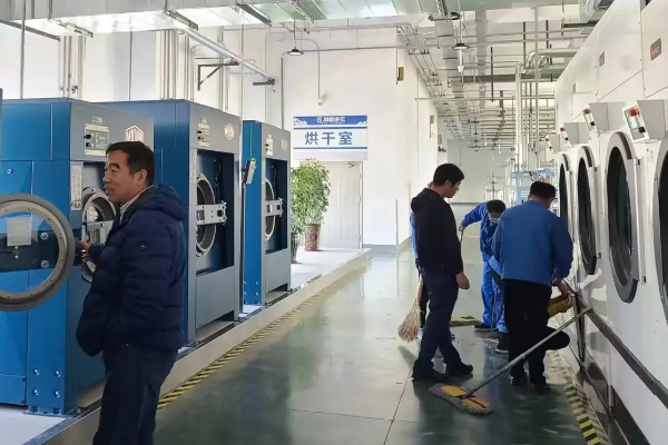 兄弟洗衣